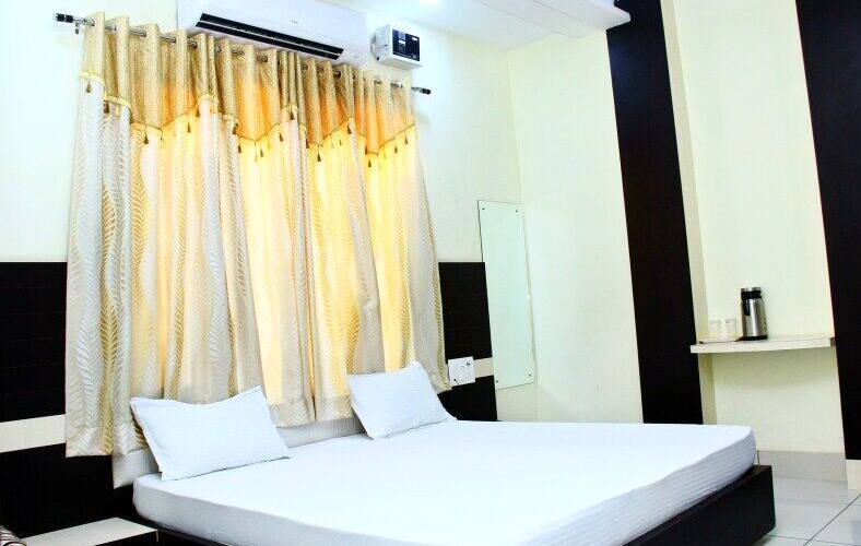 Singla Hotel & Restaurant, Hanumangarh 4